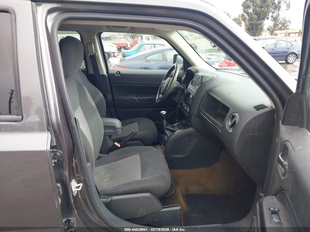 1C4NJRBB6HD113641 Jeep Patriot Sport 4x4