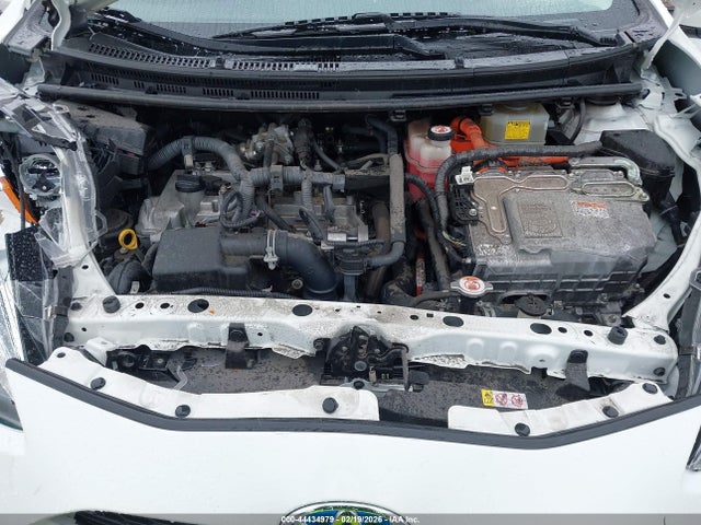 JTDKDTB38J1603473 Toyota Prius C Two
