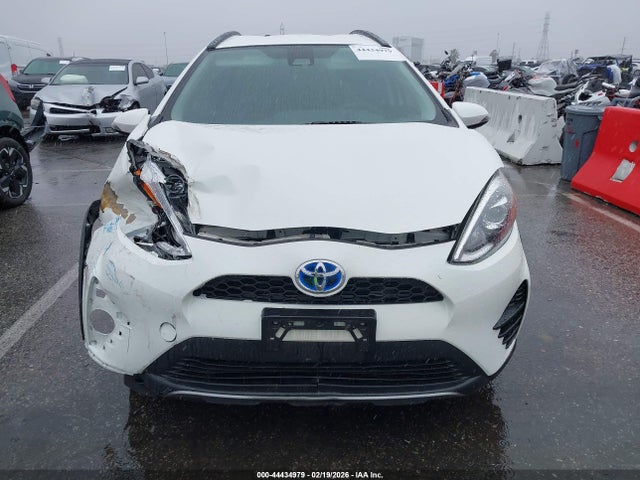 JTDKDTB38J1603473 Toyota Prius C Two