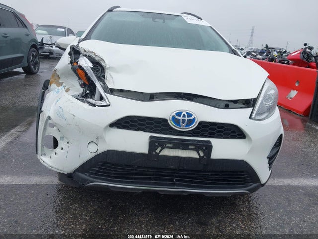 JTDKDTB38J1603473 Toyota Prius C Two