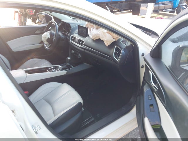 Продаж на аукціоні авто 2018 Mazda Mazda3 Grand Touring, vin: 3MZBN1W3XJM258071, номер лоту: 44434996