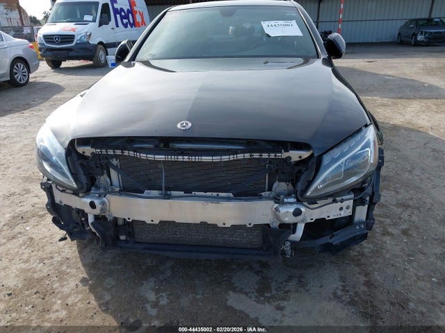 55SWF4KB6JU276134 Mercedes-Benz C 300 4matic