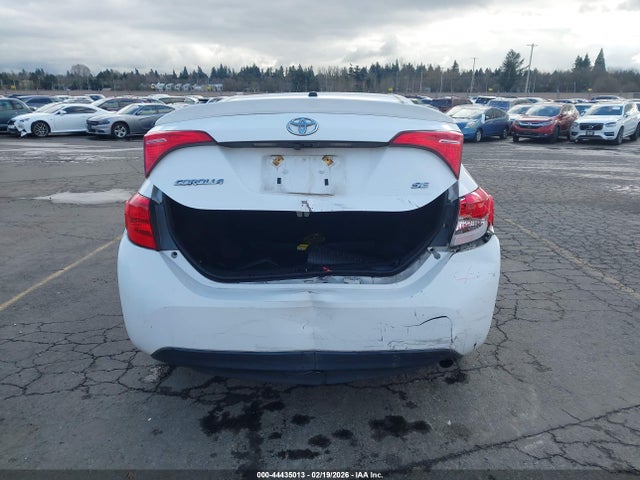 Toyota COROLLA SE 2018 2T1BURHE3JC083819 Image 16