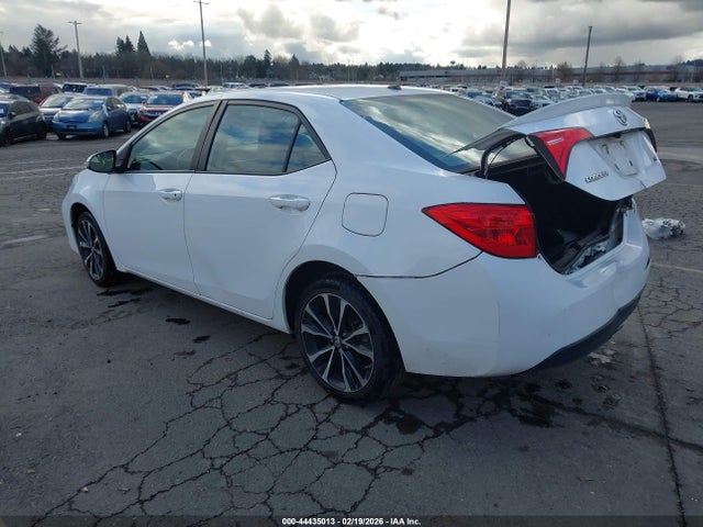 Toyota COROLLA SE 2018 2T1BURHE3JC083819 Image 3