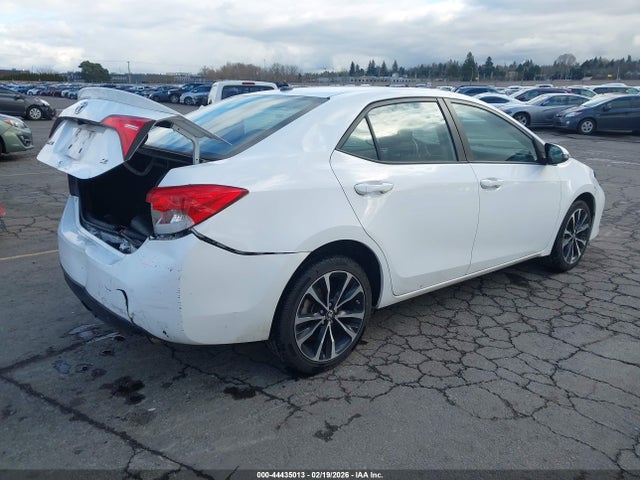 Toyota COROLLA SE 2018 2T1BURHE3JC083819 Image 4