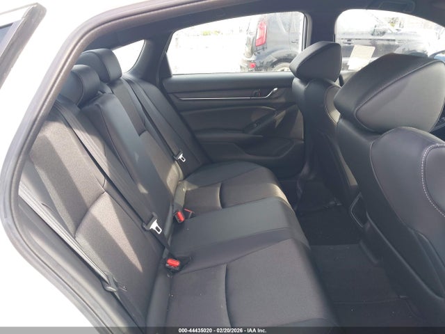 1HGCV3F26NA046735 Honda Accord Hybrid Sport