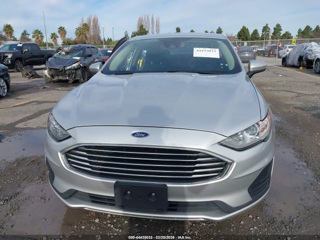 44435033 :رقم المزاد ، 3FA6P0HD3KR216186 vin ، 2019 Ford Fusion Se مزاد بيع