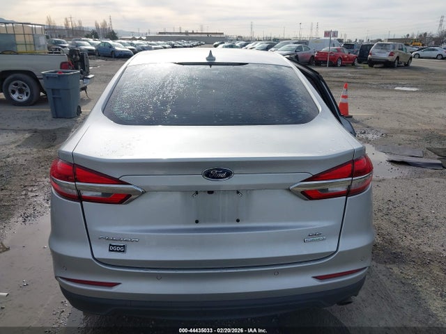 44435033 :رقم المزاد ، 3FA6P0HD3KR216186 vin ، 2019 Ford Fusion Se مزاد بيع
