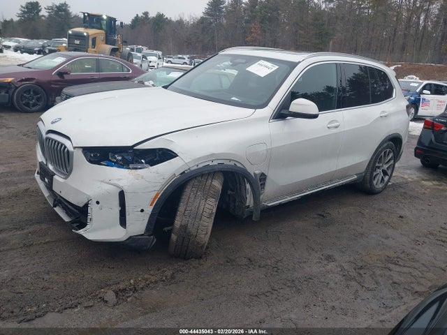 2025 BMW X5 PHEV 5UX43EU04S9X56475 Photo 1