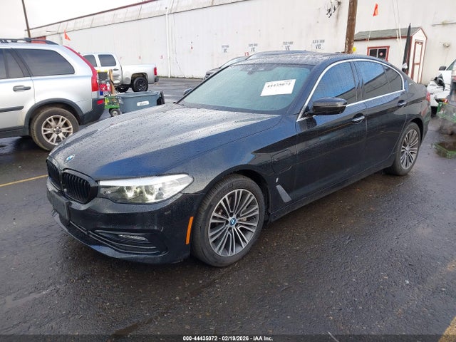 WBAJB1C5XJB083712 BMW 530e Xdrive Iperformance