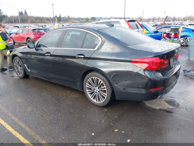WBAJB1C5XJB083712 BMW 530e Xdrive Iperformance