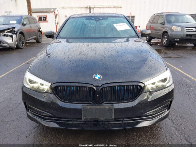 WBAJB1C5XJB083712 BMW 530e Xdrive Iperformance