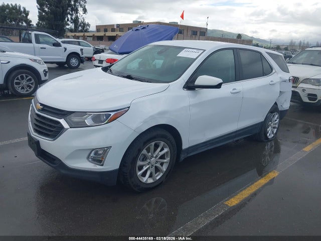 2GNAXUEVXM6113275 Chevrolet Equinox Awd Lt
