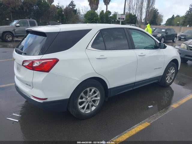 2GNAXUEVXM6113275 Chevrolet Equinox Awd Lt