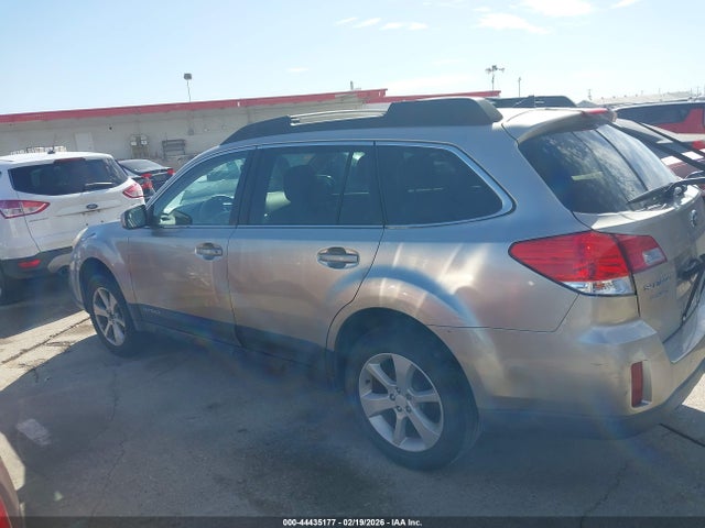 4S4BRBCC9E3326087 Subaru Outback 2.5i Premium