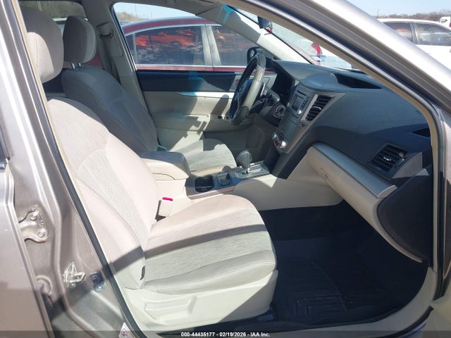 4S4BRBCC9E3326087 Subaru Outback 2.5i Premium