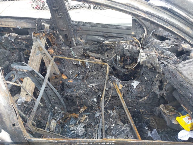 44435186 :رقم المزاد ، WDDHF5KB4EA926681 vin ، 2014 Mercedes-benz E 350 مزاد بيع