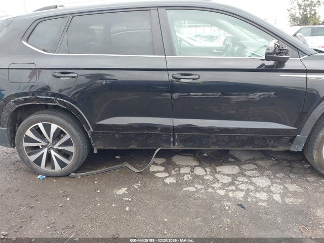 Продаж на аукціоні авто 2023 Volkswagen Taos 1.5t Se, vin: 3VVEX7B2XPM336336, номер лоту: 44435189