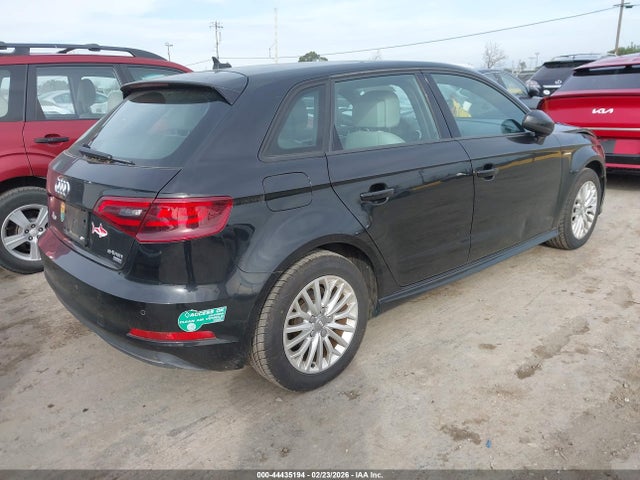 2016 AUDI A3 E-TRON WAUVPBFFXGA066243 Photo 3