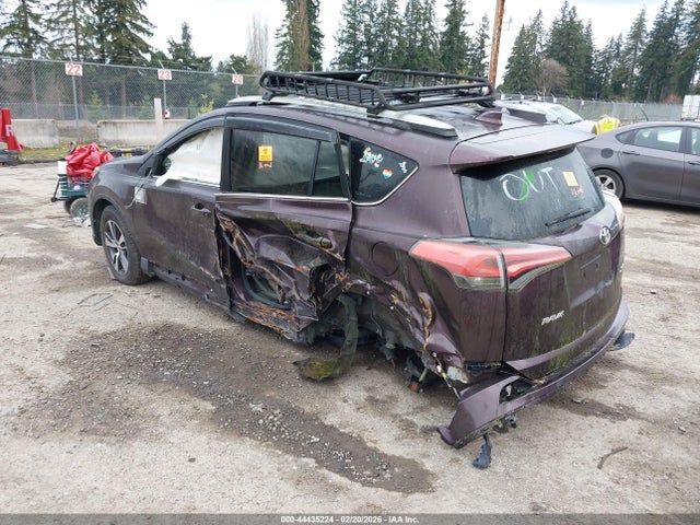 2T3WFREV1JW448486 Toyota Rav4 Adventure/xle