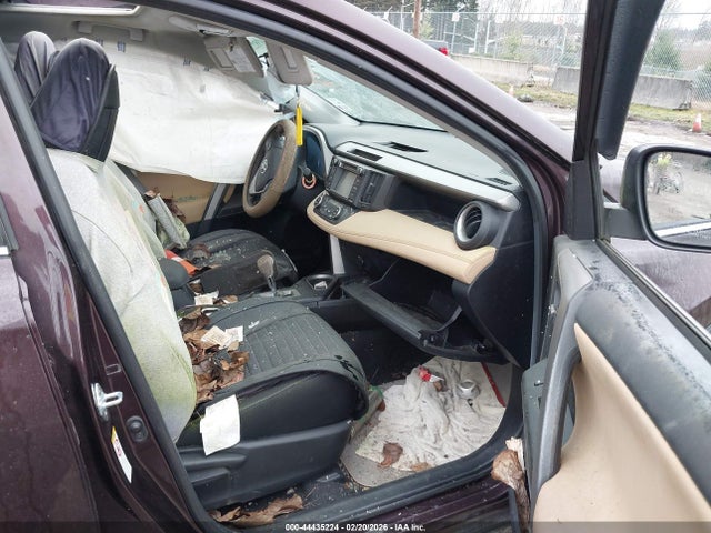 2T3WFREV1JW448486 Toyota Rav4 Adventure/xle