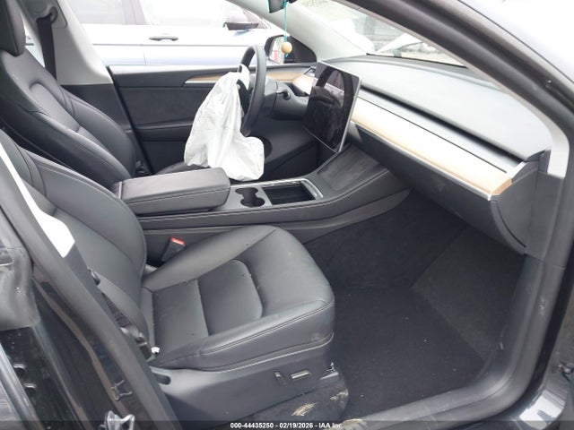2024 TESLA MODEL Y 7SAYGDEFXRA263999 Photo 4