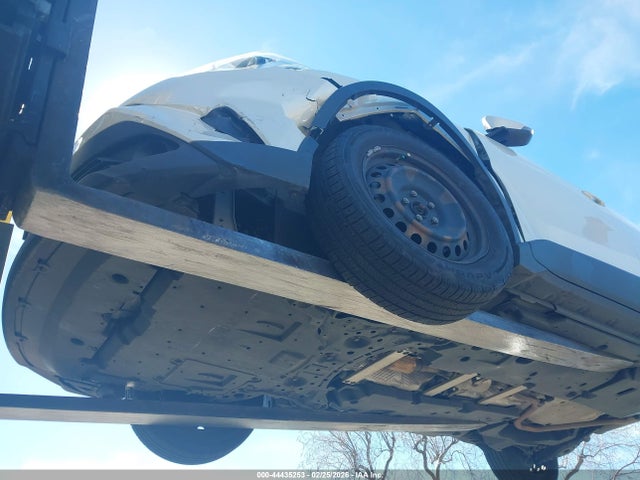 JTNKHMBX2K1026594 Toyota C-HR LE