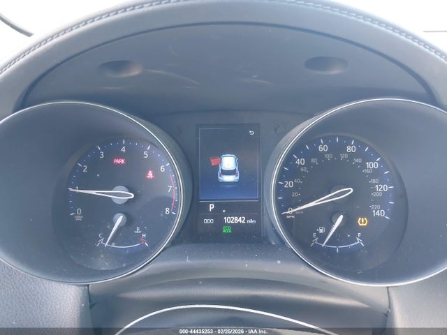 JTNKHMBX2K1026594 Toyota C-HR LE