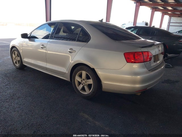 3VWLL7AJXEM392037 Volkswagen Jetta 2.0l Tdi