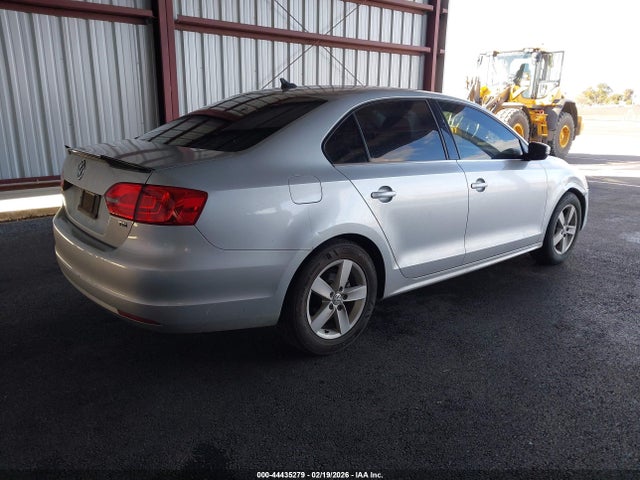 3VWLL7AJXEM392037 Volkswagen Jetta 2.0l Tdi