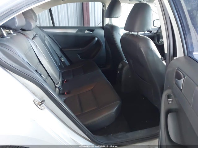 3VWLL7AJXEM392037 Volkswagen Jetta 2.0l Tdi