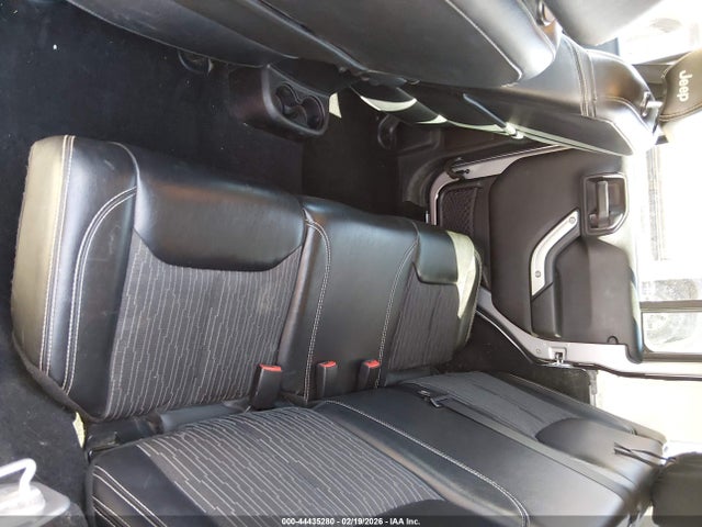 2013 Jeep Wrangler Unlimited Freedom Edition მანქანა იყიდება აუქციონზე, vin: 1C4BJWDG9DL580417, აუქციონის ნომერი: 44435280