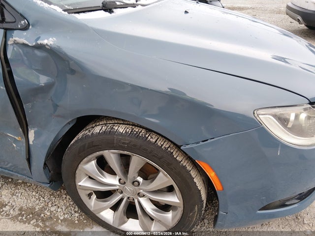 Продажа на аукционе авто 2015 Chrysler 200 S, vin: 1C3CCCBB3FN639168, номер лота: 44435412