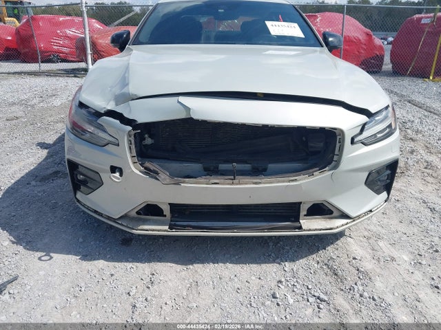 2019 VOLVO S60 7JR102FM4KG007121 Photo 5