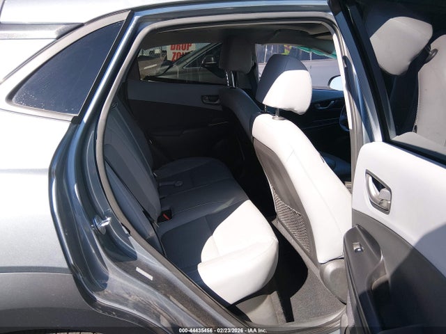 2018 HYUNDAI KONA KM8K53A55JU129976 Photo 7