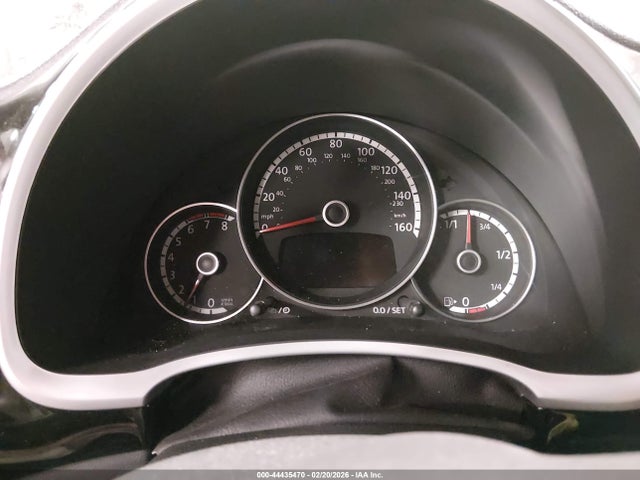 3VW507AT1GM809857 Volkswagen Beetle 1.8t S