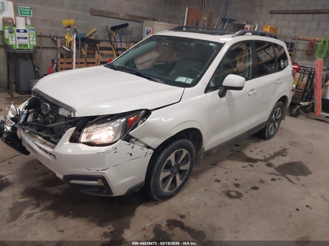 44435473 :رقم المزاد ، JF2SJAGC8HH811586 vin ، 2017 Subaru Forester 2.5i Premium مزاد بيع