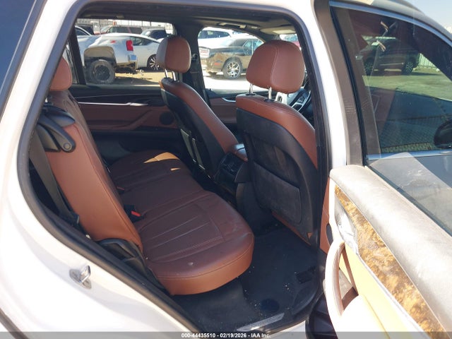 2017 BMW X5 5UXKR2C34H0X07189 Photo 7