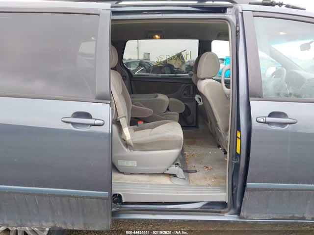 2008 TOYOTA SIENNA 5TDBK23C48S014836 Photo 7