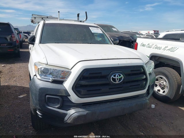 5TFRX5GN3HX082472 Toyota Tacoma Sr