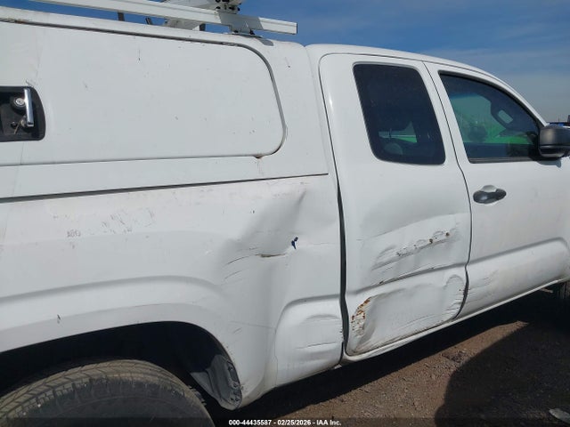 5TFRX5GN3HX082472 Toyota Tacoma Sr