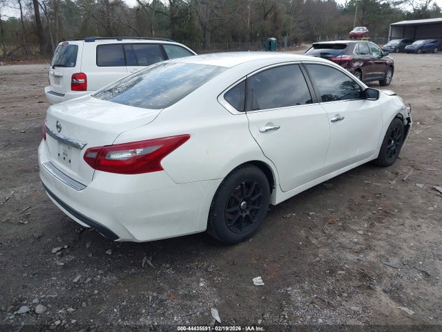44435591 :رقم المزاد ، 1N4AL3AP1JC477227 vin ، 2018 Nissan Altima 2.5 S مزاد بيع