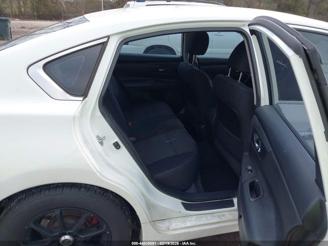 44435591 :رقم المزاد ، 1N4AL3AP1JC477227 vin ، 2018 Nissan Altima 2.5 S مزاد بيع