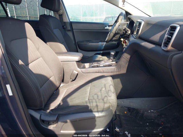 Продаж на аукціоні авто 2020 Kia Sportage Lx, vin: KNDPMCACXL7710449, номер лоту: 44435606