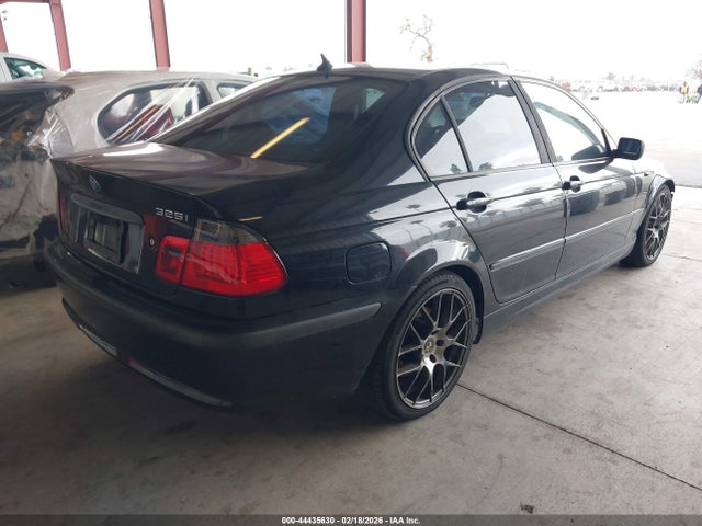 2002 Bmw 325i მანქანა იყიდება აუქციონზე, vin: WBAEV33492KL69077, აუქციონის ნომერი: 44435630