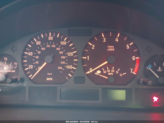 2002 Bmw 325i მანქანა იყიდება აუქციონზე, vin: WBAEV33492KL69077, აუქციონის ნომერი: 44435630