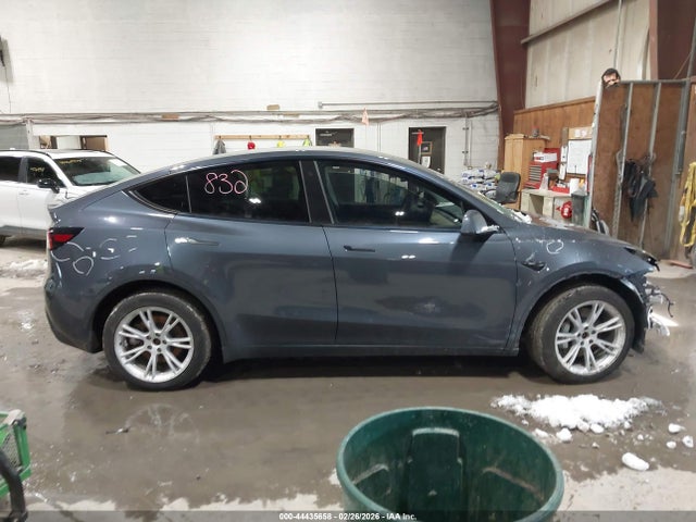 7SAYGDEE4PA074009 Tesla Model Y Awd/long Range Dual Motor All-wheel Drive