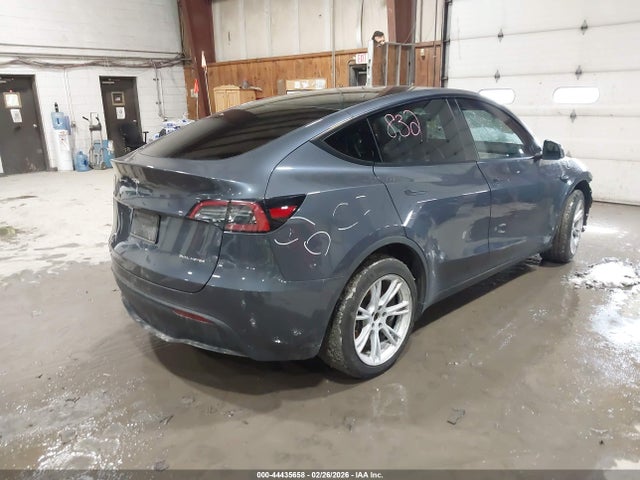 2023 TESLA MODEL Y 7SAYGDEE4PA074009 Photo 3