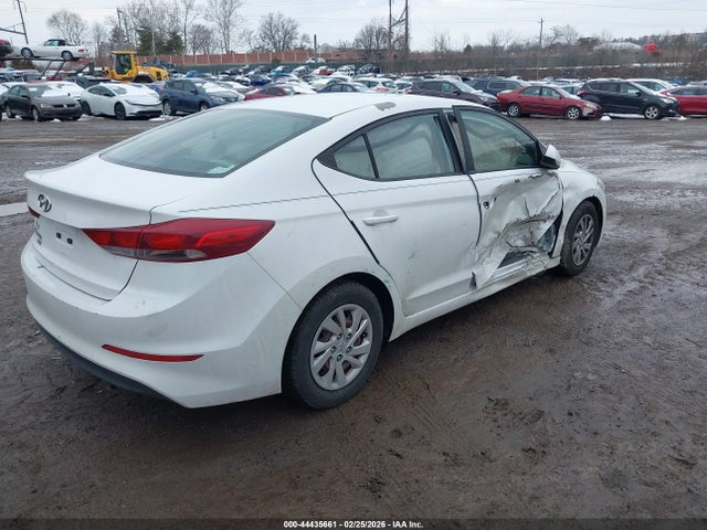 5NPD74LF8JH269145 Hyundai ELANTRA SE