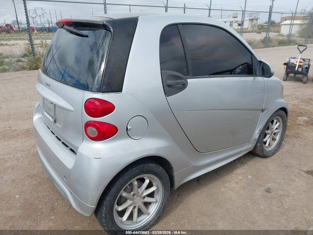 Продажа на аукционе авто 2013 Smart Fortwo Passion, vin: WMEEJ3BA0DK681718, номер лота: 44435663